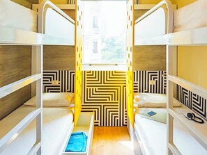 Family Room, Multiple Beds | Free WiFi - ibis budget Rio de Janeiro Centro (Rio de Janeiro)