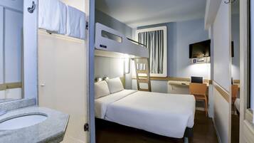 Apartment, Multiple Beds | Hypo-allergenic bedding, desk, laptop workspace, blackout drapes