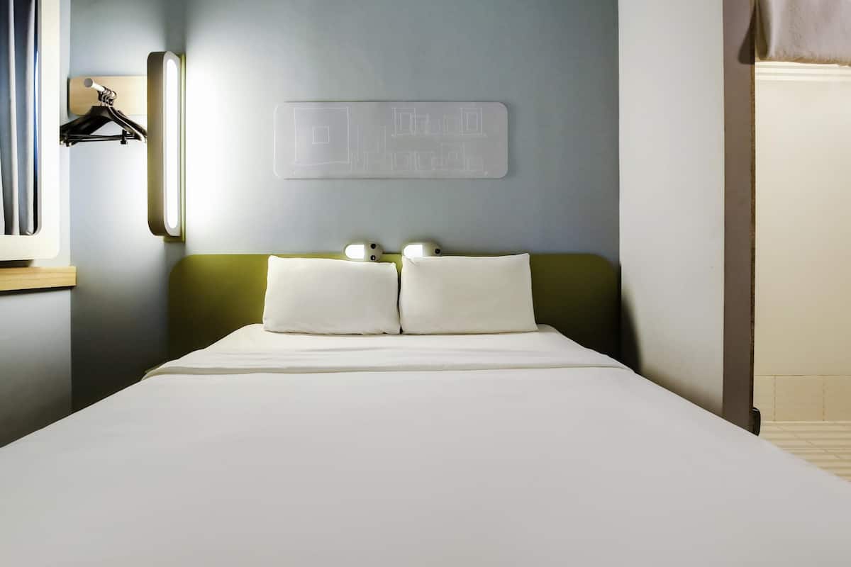 公寓, 1 張標準雙人床 | 防敏寢具、書桌、手提電腦工作空間、遮光窗簾/窗簾