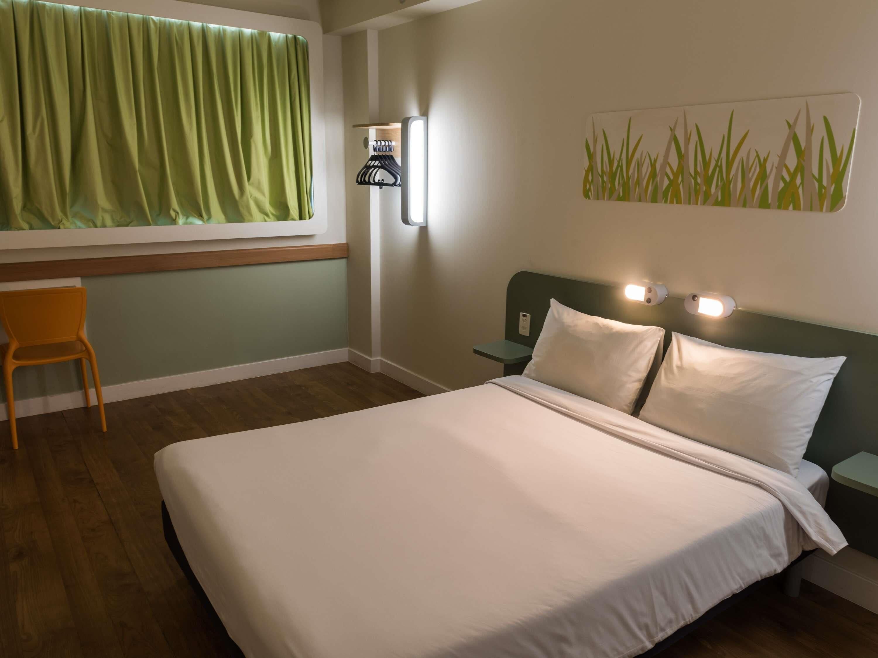 Superior apartment with 1 double bed and 1 bunk bed | Escritorio, wifi gratis, ropa de cama