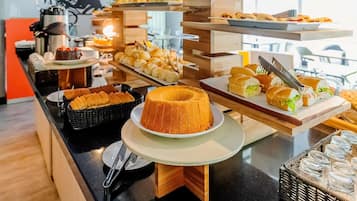 Tägliches Frühstücksbuffet (42.00 BRL pro Person)