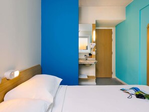 Superior Room, 1 Double Bed | Desk, free WiFi, bed sheets