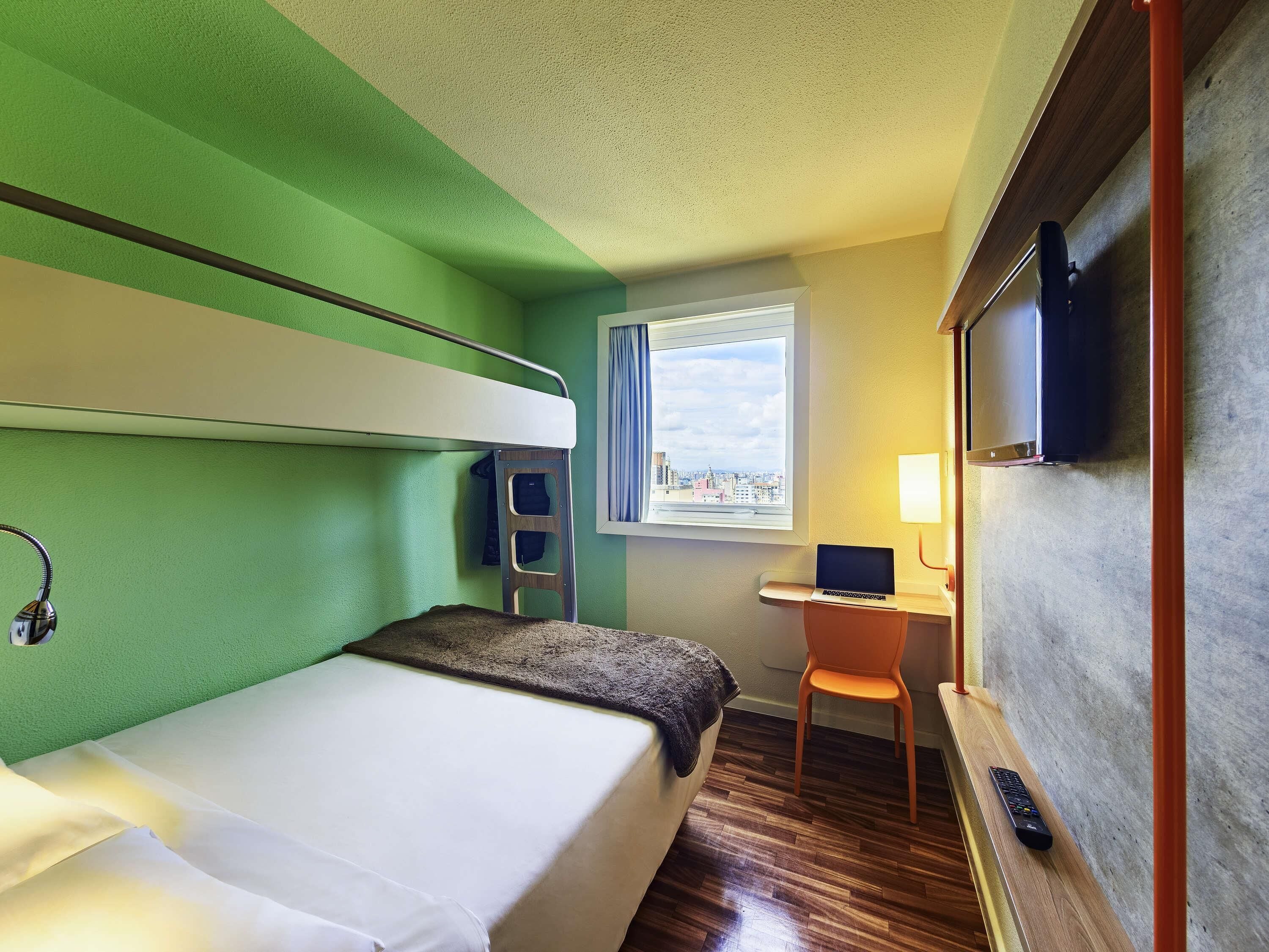 Individualmente decorados, escrivaninha