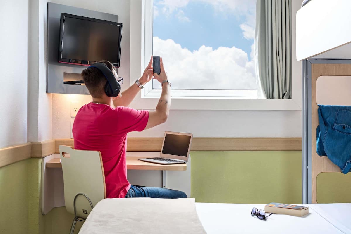 Camera Standard, letti multipli (Cama de Casal e Cama Sobreposta) | Tende oscuranti, Wi-Fi gratuito, lenzuola