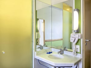 Superior Apartment, 1 Double Bed | Desk, laptop workspace, blackout curtains, soundproofing