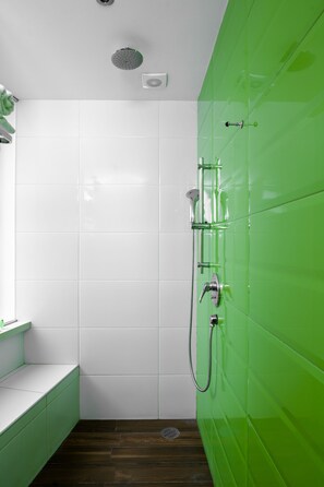 Chambre exécutive double | Coffre-fort pour ordinateur portable, système d’insonorisation