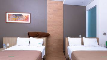 Habitación doble ejecutiva | 1 habitación, caja de seguridad en la habitación y insonorización