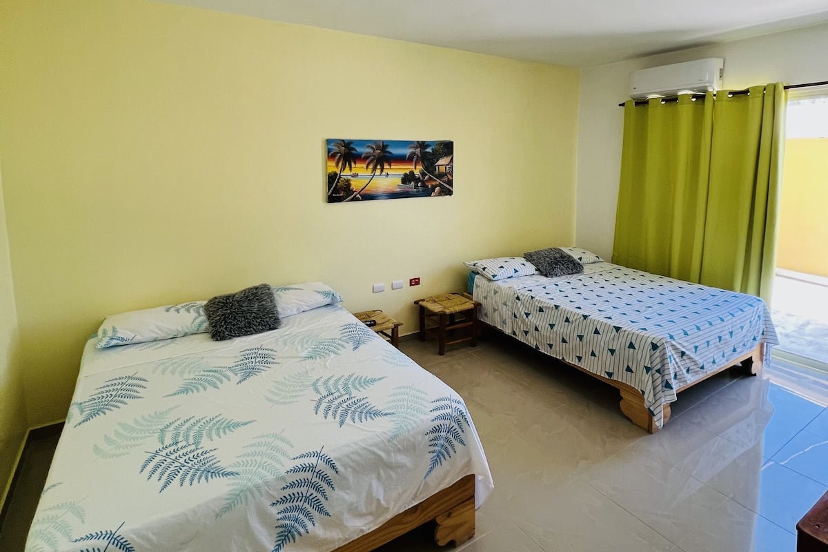 Deluxe Double Room | Premium bedding, desk, WiFi (free), individually decorated