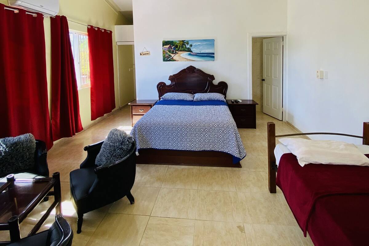 Deluxe Room, 1 Bedroom, Beach View | Premium bedding, desk, WiFi (free), individually decorated