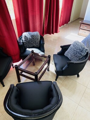 Deluxe Room, 1 Bedroom, Beach View | Premium bedding, individually decorated, desk, free WiFi - Hotel Al Mare (La Ciénaga)