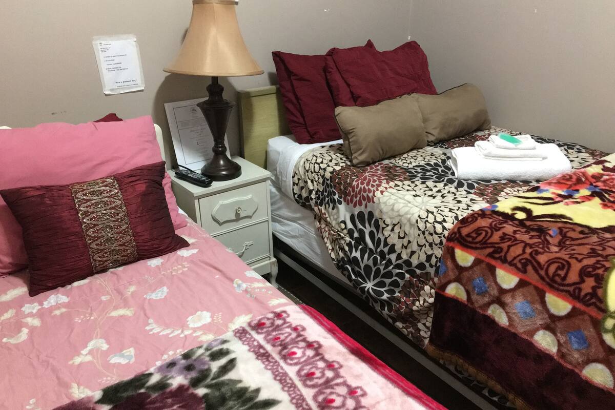 Basic Triple Room, 1 Bedroom | Free WiFi, bed sheets