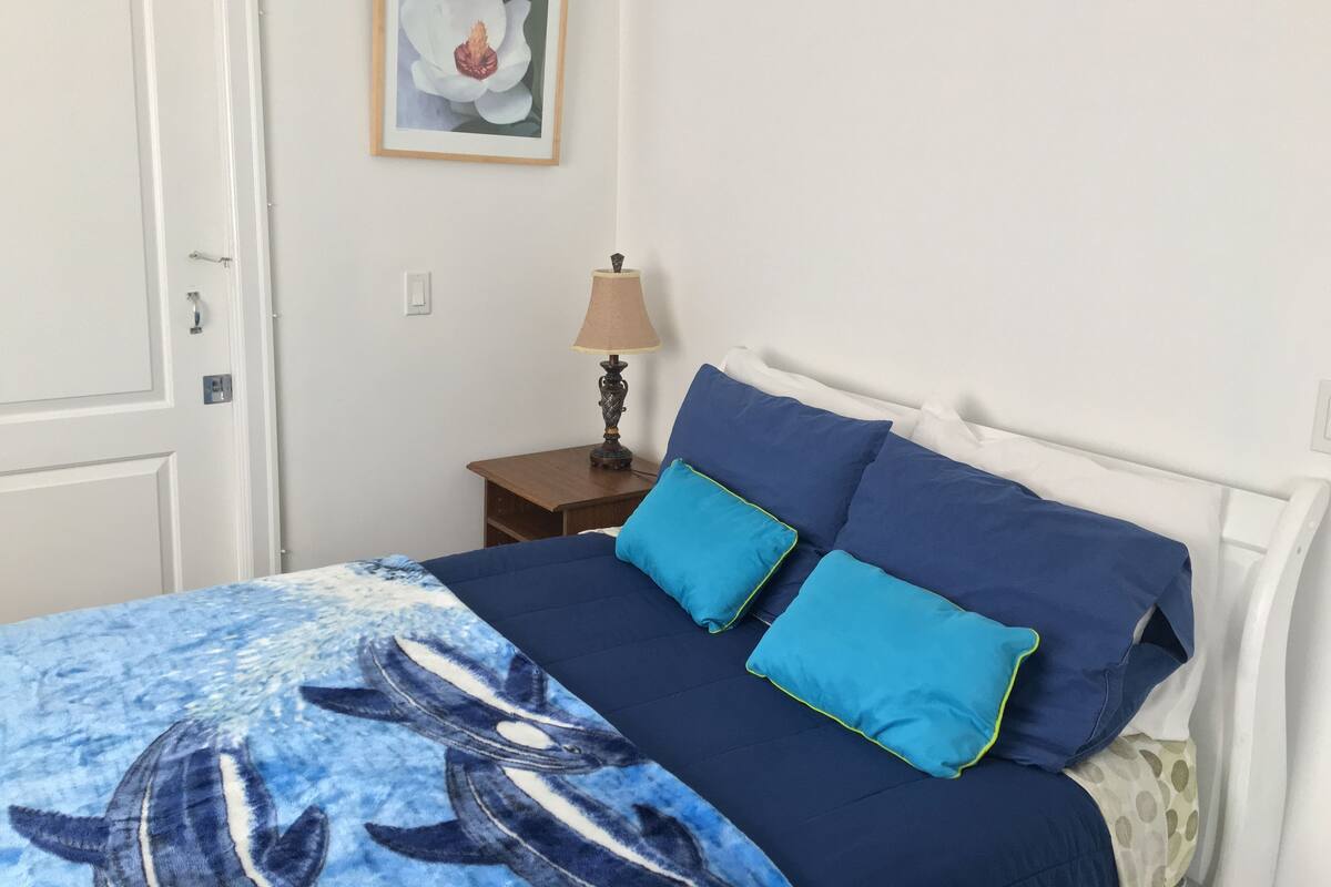 Basic Single Room, 1 Twin Bed | Free WiFi, bed sheets