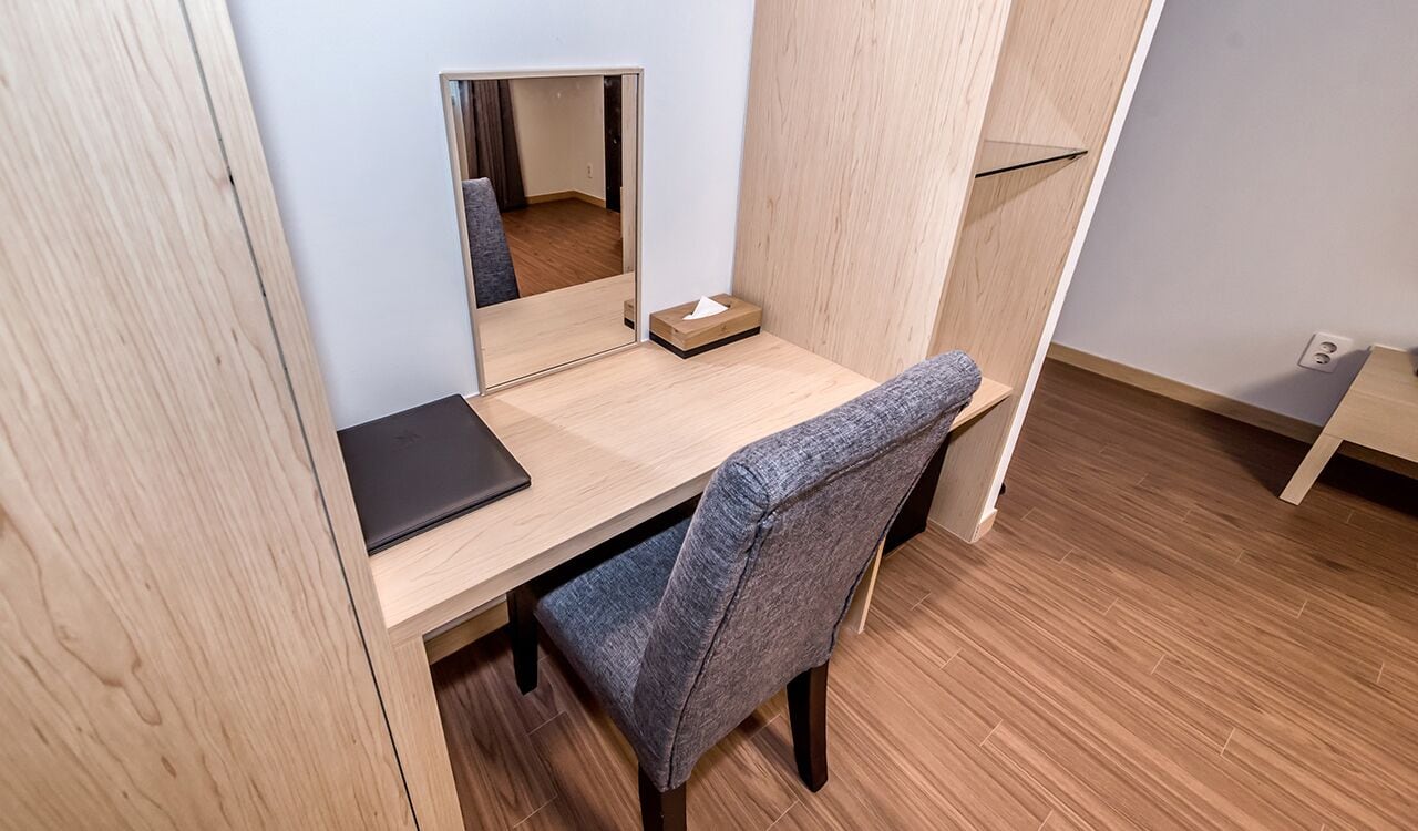 deluxe room (korean ondol) | desk, blackout curtains, free wifi