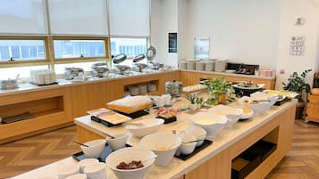 Desayuno buffet (KRW 15000 por persona)