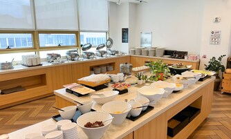 뷔페 아침 식사