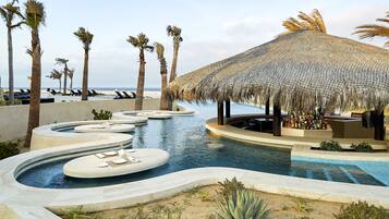 Con vista a la alberca, abre todos los días