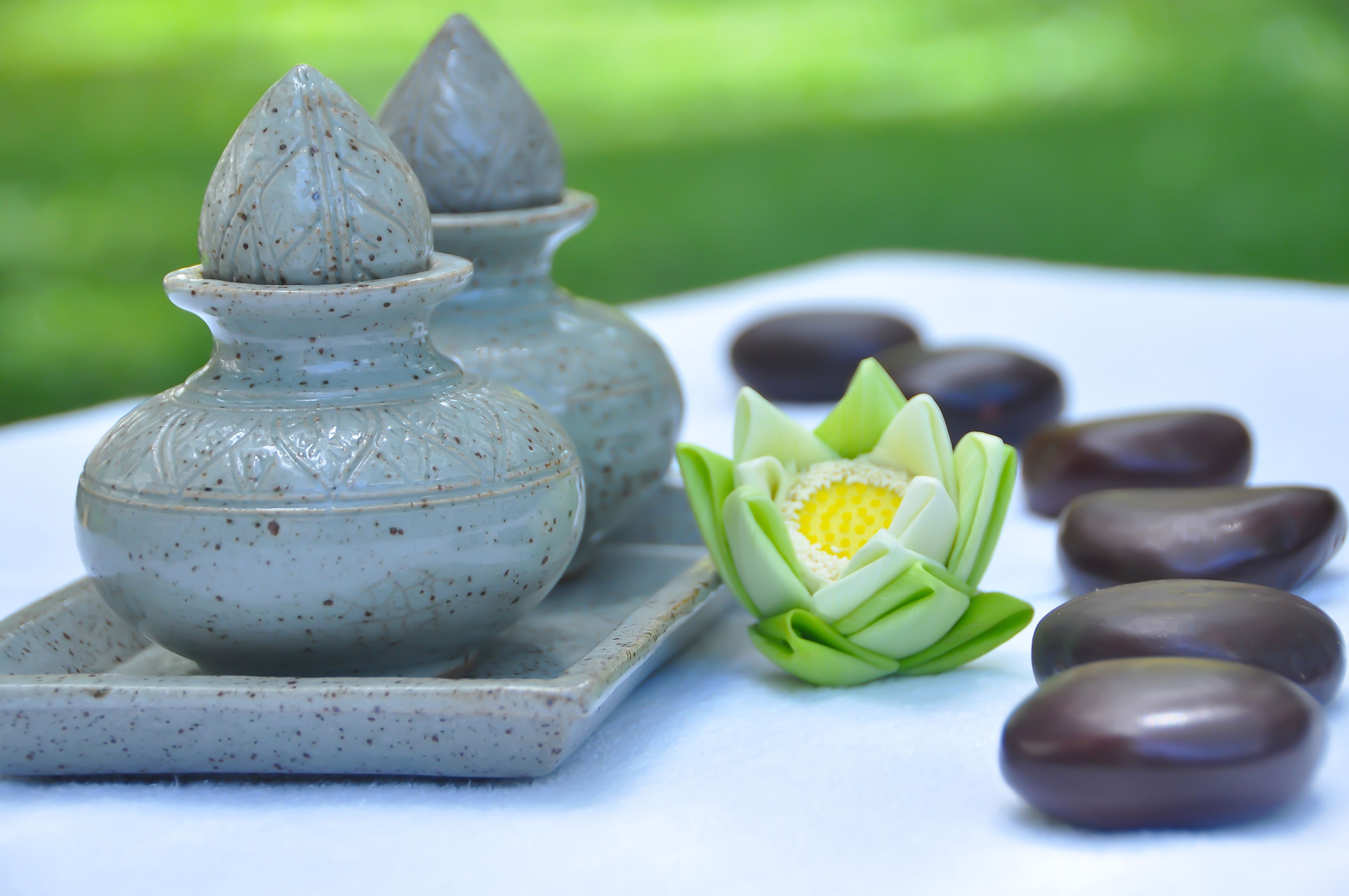 couples treatment room(s), body treatments, aromatherapy, body wraps