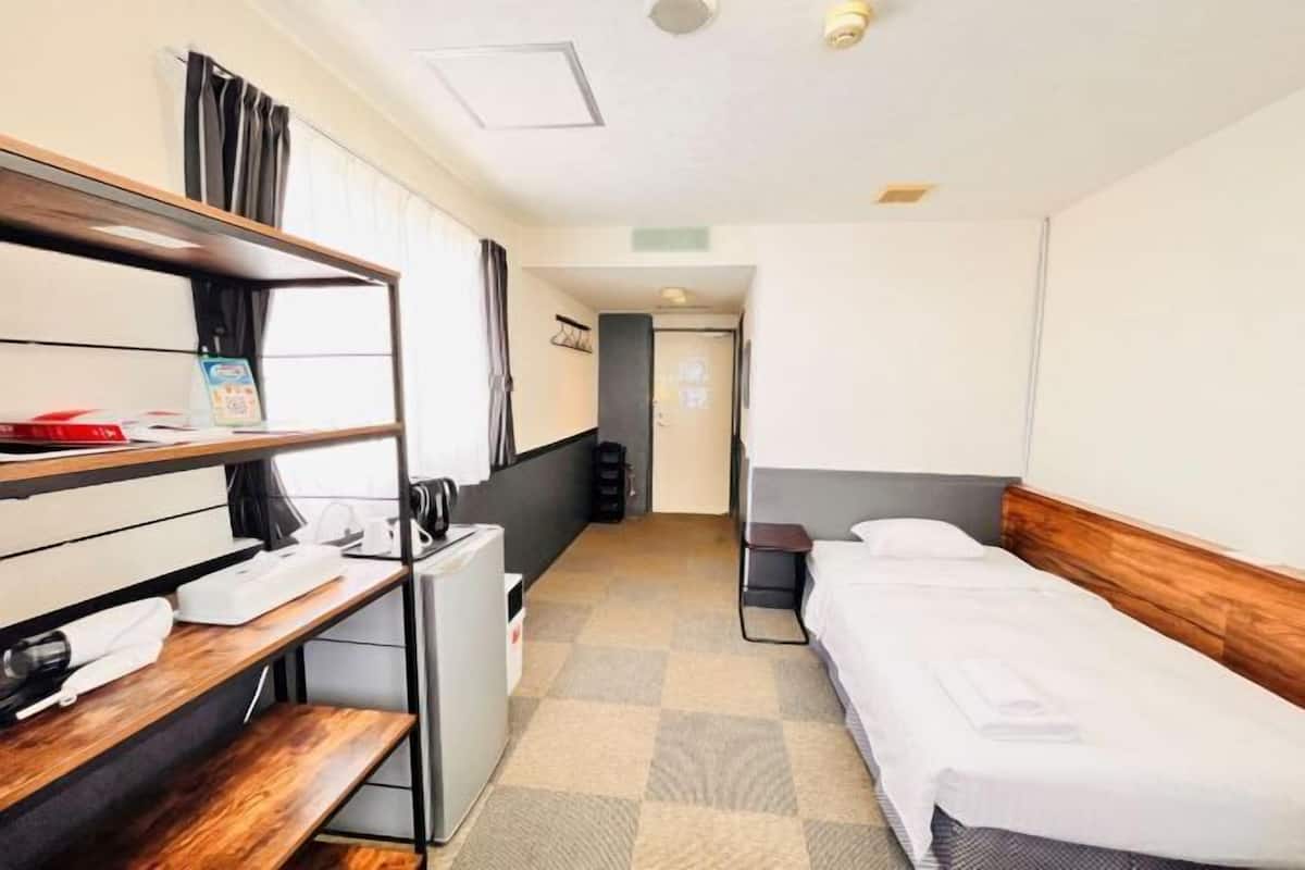 Blackout curtains, free WiFi, bed sheets