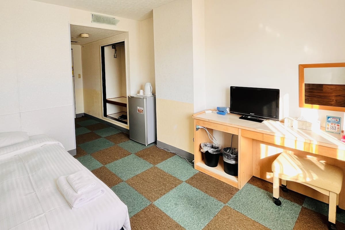 City Single Room