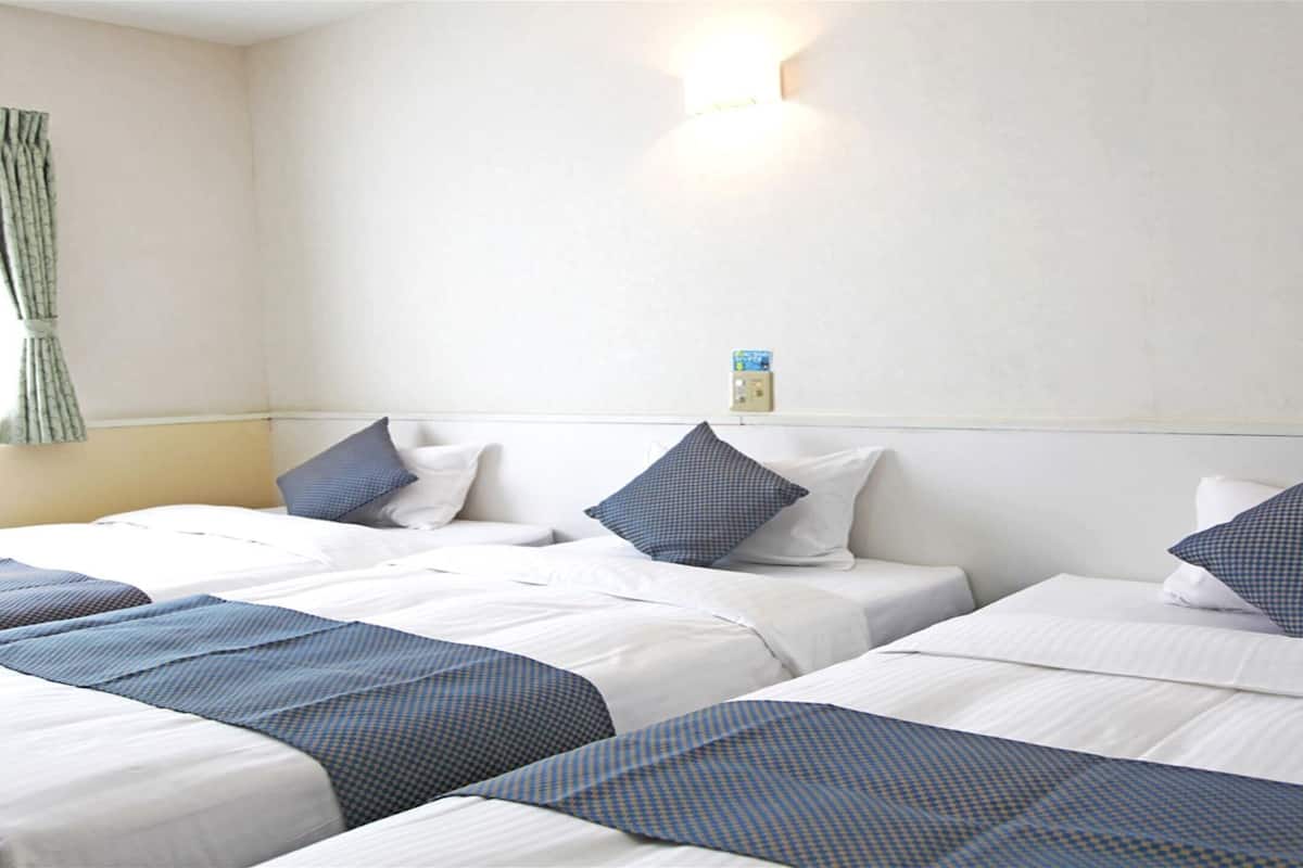 1 bedroom, blackout curtains, free wifi, bed sheets