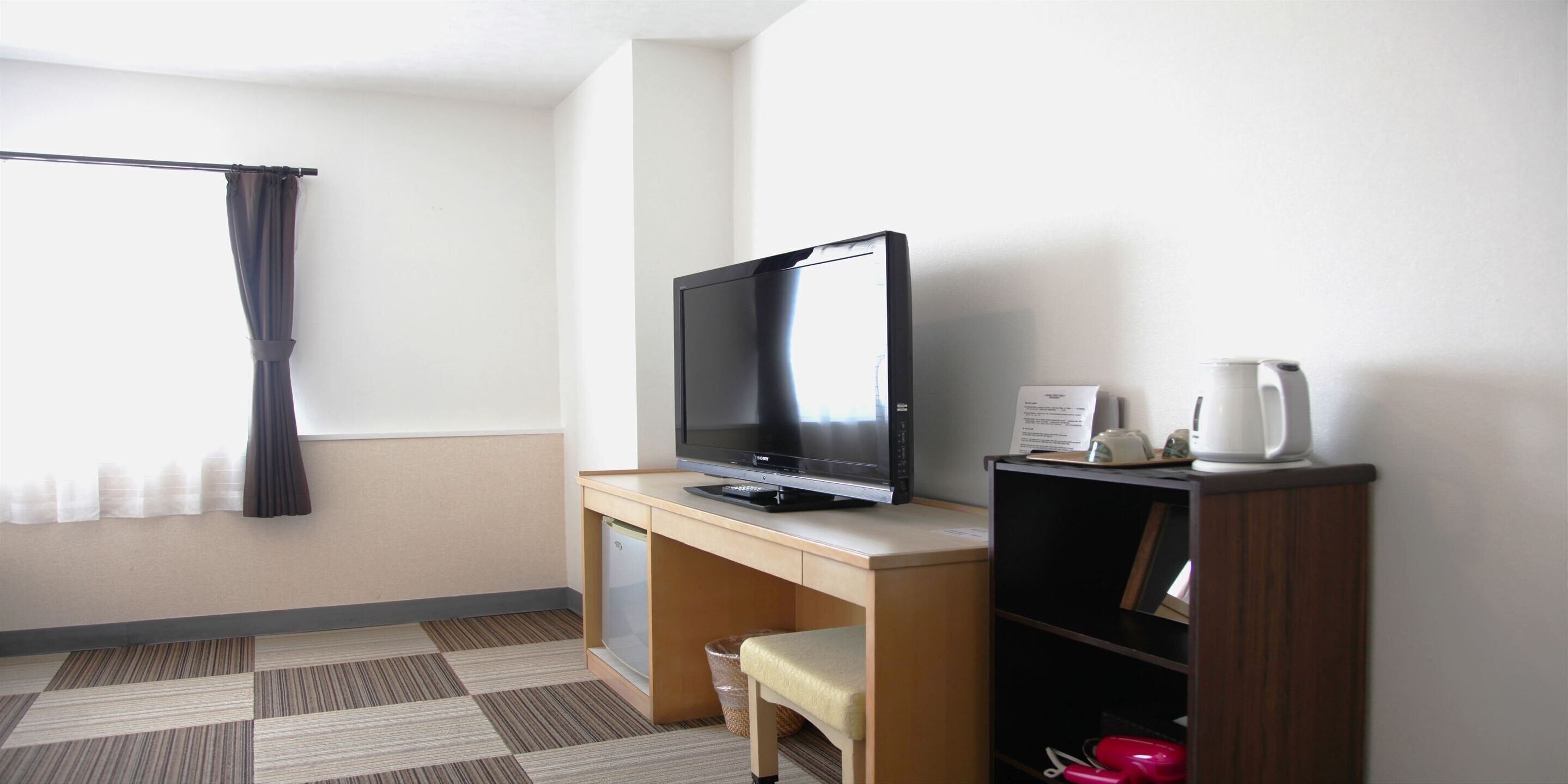 1 bedroom, blackout curtains, free wifi, bed sheets