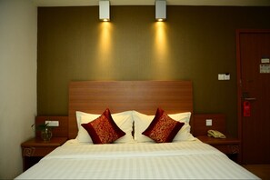 Business Room, 1 Queen Bed