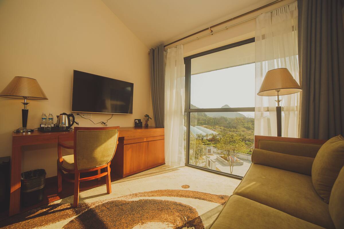 Loft, 2 camas individuales | Minibar, escritorio, cortinas blackout y wifi gratis