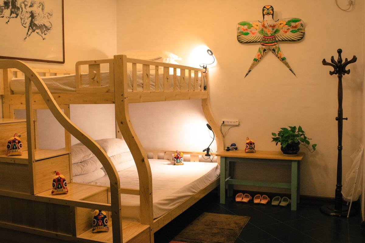 Family Suite | Premium bedding, individually decorated, individually furnished, desk