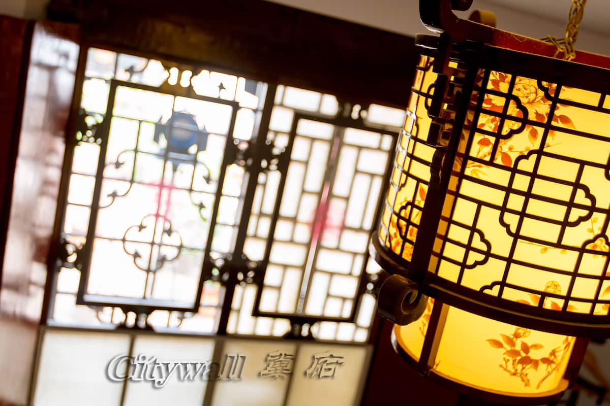 Superior Suite, 2 Bedrooms, Garden View | Living room | Flat-screen TV