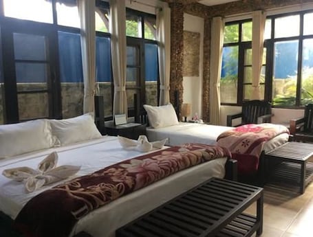 Escritorio, camas plegables/adicionales y wifi gratis