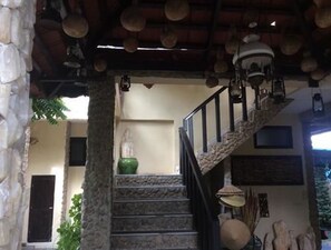 Staircase - Aquarius Inn Inle Lake (Nyaungshwe)