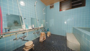 Loft, Gemeinschaftsbad | Dusche im Bad