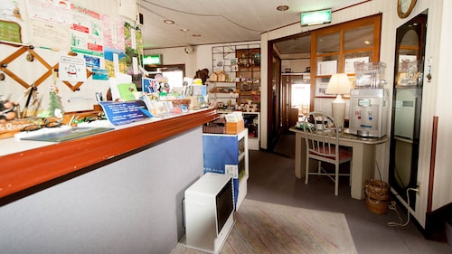 ロビーラウンジ