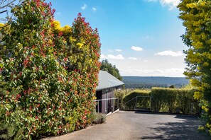 Exterior - Queensberry Springs Villa 1 (Daylesford)