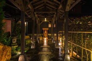 Terrace/patio - Hotel Shouryuen Kaisei (Kamiamakusa)