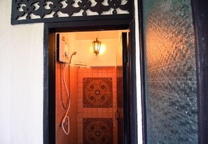 Property amenity - YHA Bangkok Downtown at Station S3 - Hostel (Bangkok)