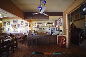 Bar (on property) - Baan Glang Soi (Bangkok)