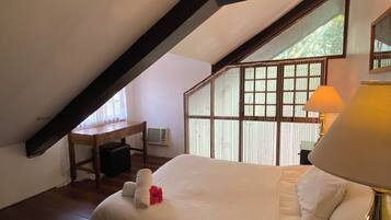 Familjerum - 2 sovrum - utsikt mot stranden | Skrivbord