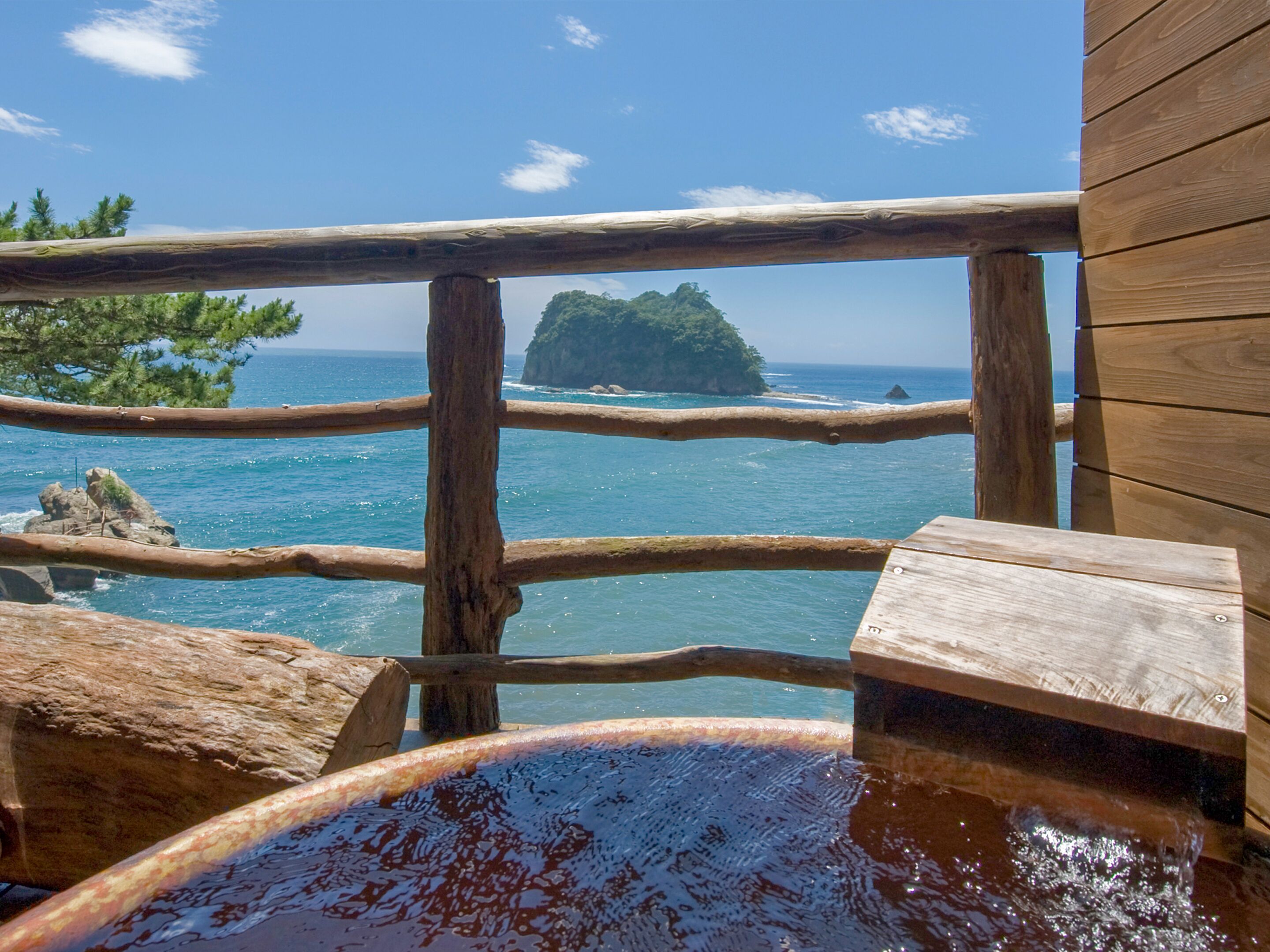 Junior Suite Japanese Style Room with Open-Air Bath | Private spa tub