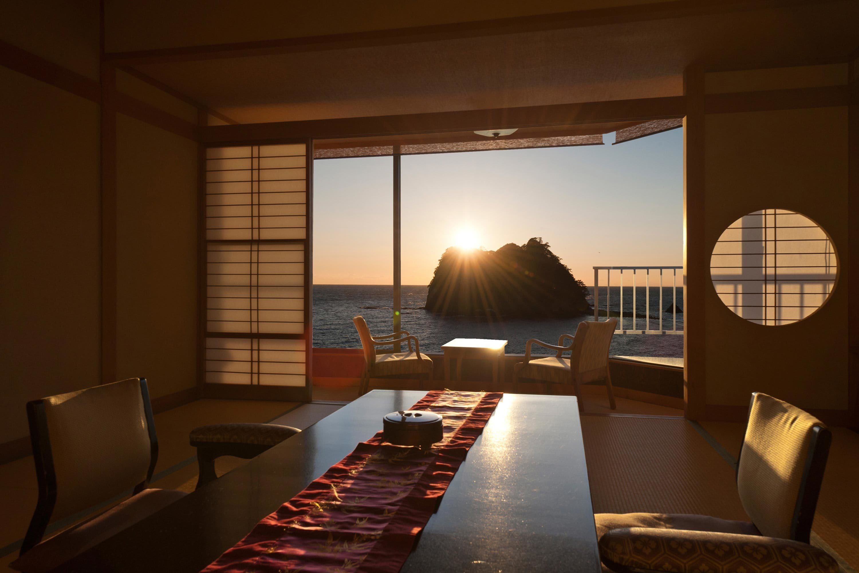 ジュニアスイート 和室 | 羽毛の掛け布団、ミニバー、セーフティボックス (室内)、防音設備