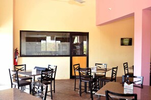 Breakfast (INR 200.00 per person)