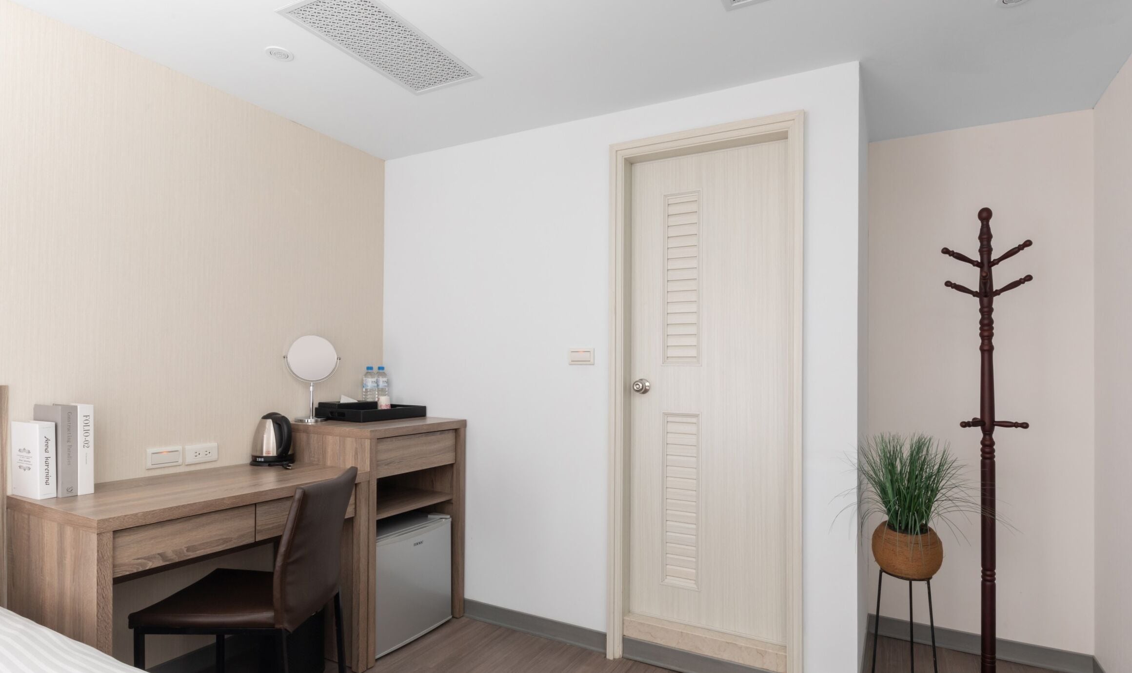 deluxe double room | 1 bedroom, desk, blackout curtains, free wifi