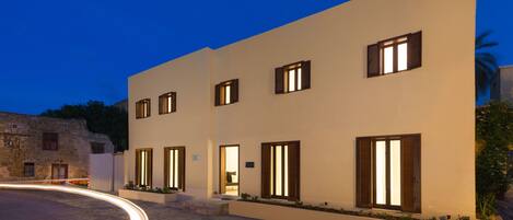 EntrĂ©e de lâhĂ©bergement