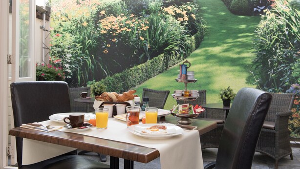 Daily continental breakfast for a fee - Bella Vista (The Hague)