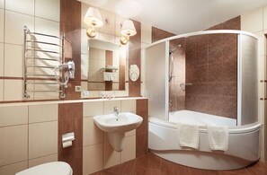 Standard Twin Room | Bathroom