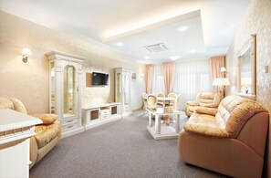 Superior Suite, 1 Bedroom | Living room | LCD TV - Victoria na Zamkovoy Hotel (Minsk)