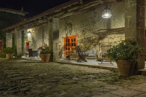 Porch - Casa Grande de Rosende (Sober)