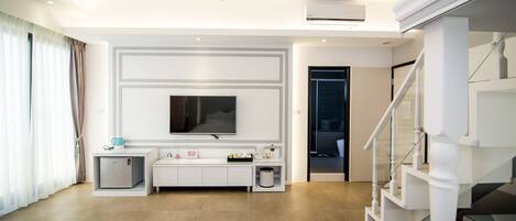 Family Quadruple Room, Multiple Beds, Balcony | Children's theme room