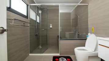 Family Quadruple Room, Multiple Beds, Balcony | Bathroom | Free toiletries, hair dryer, slippers, bidet
