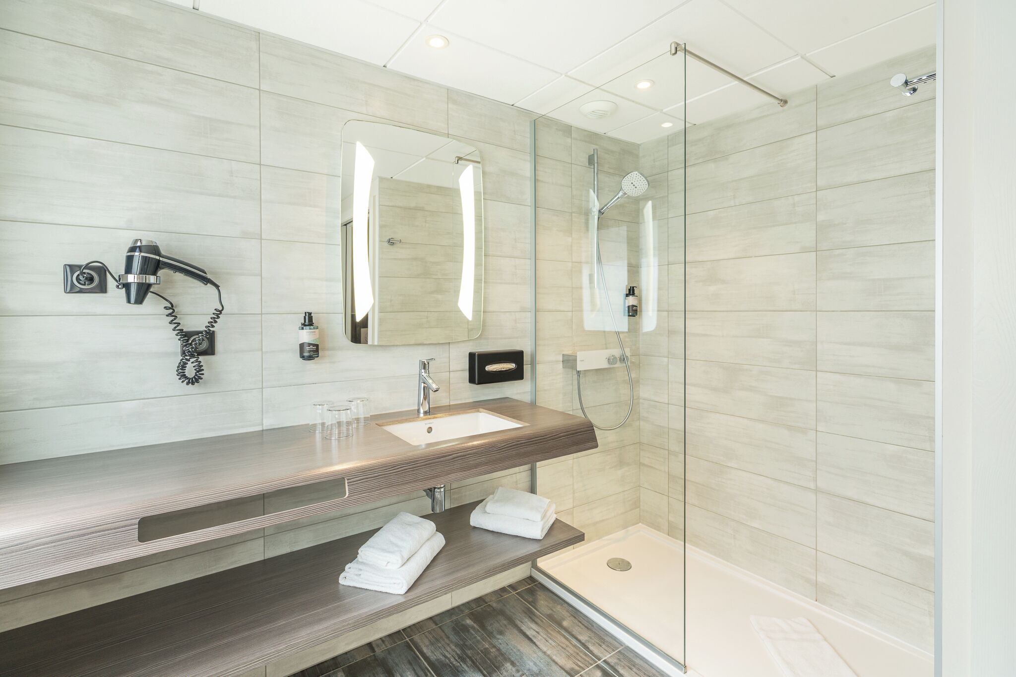 triple room, 1 queen bed with sofa bed | bathroom | shower, free toiletries, hair dryer, towels